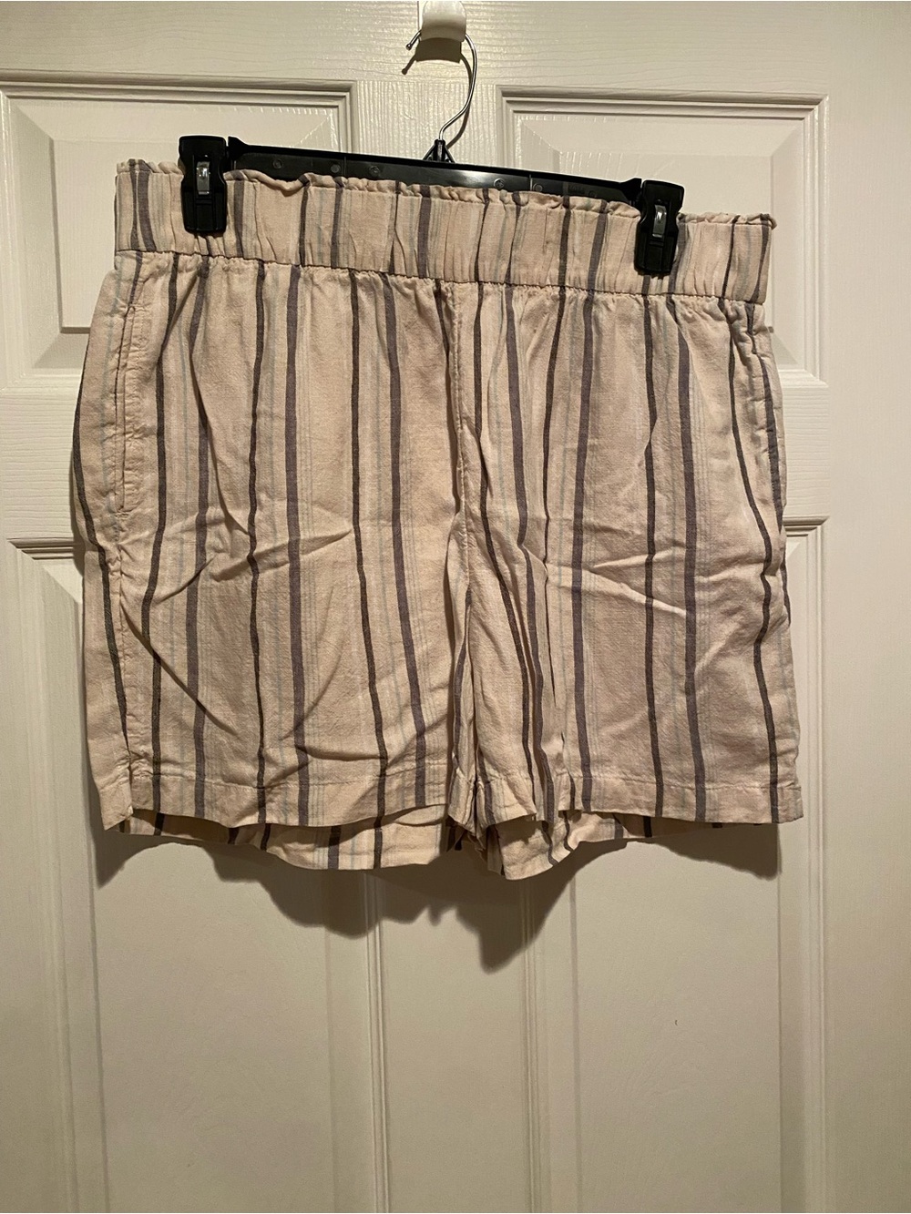 Striped Elastic-Waist Women’s Shorts — Cream with Navy, Gray Stripes